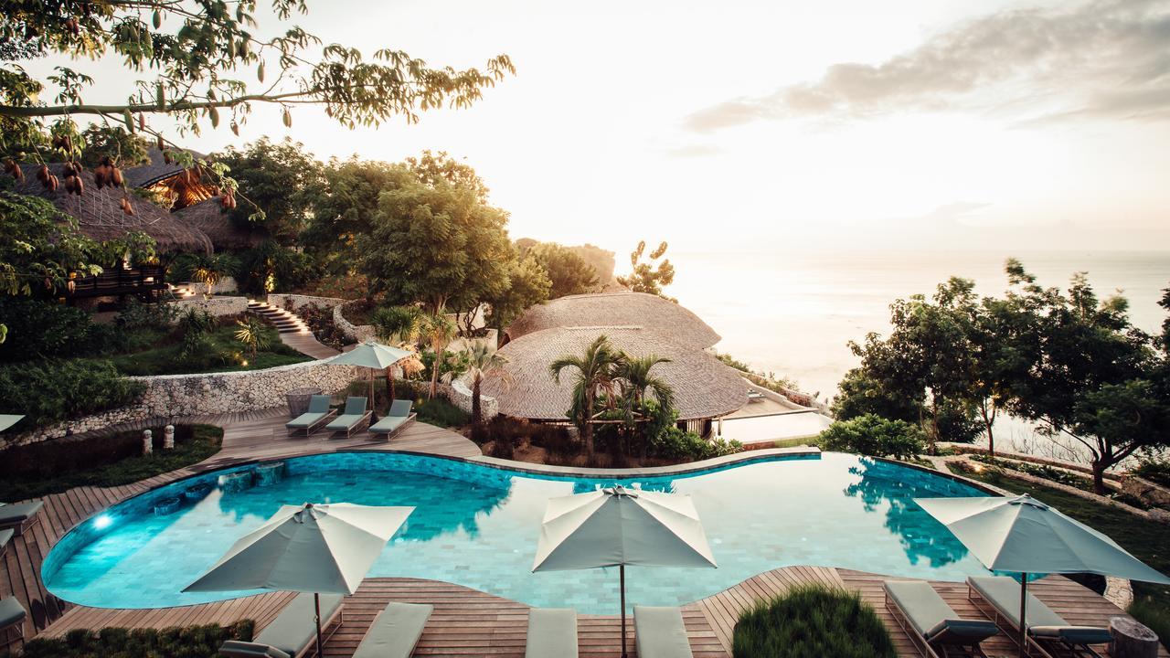 Suarga Padang Padang Hotel Uluwatu Exterior foto